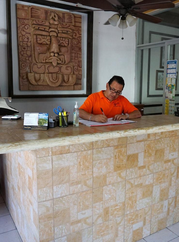 Hotel Real Azteca Chetumal Dış mekan fotoğraf